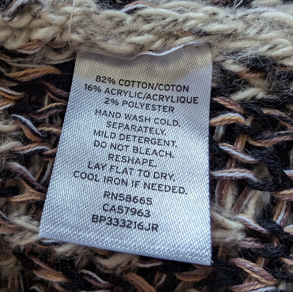 Sun & Shadow Cozy Aztec Cardigan Sweater - Picture 6 of 9